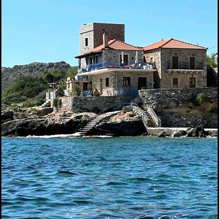 Villa Wheelhouse Trachila Mani Trakhila Exterior foto