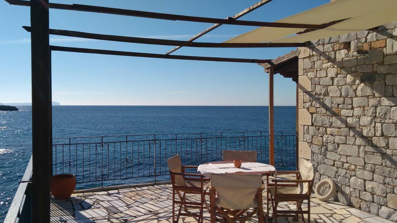 Villa Wheelhouse Trachila Mani Trakhila Exterior foto
