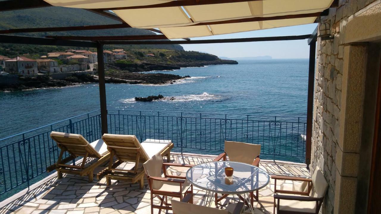 Villa Wheelhouse Trachila Mani Trakhila Exterior foto